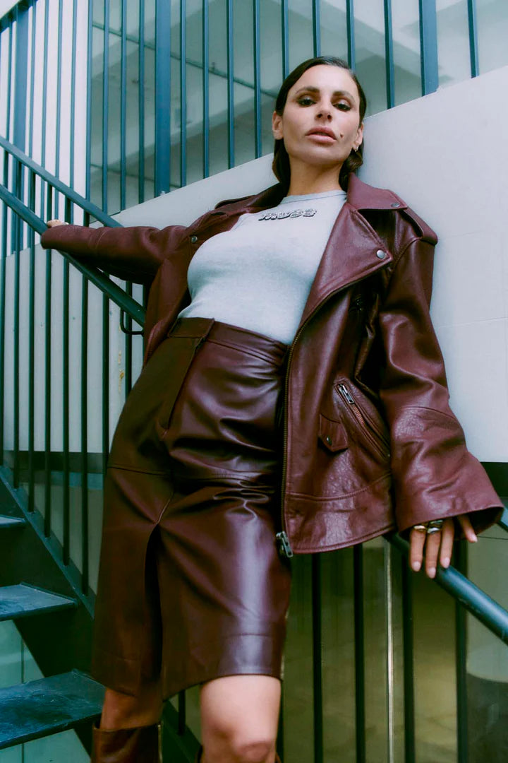 CMROYAL - LEATHER SKIRT IN RED