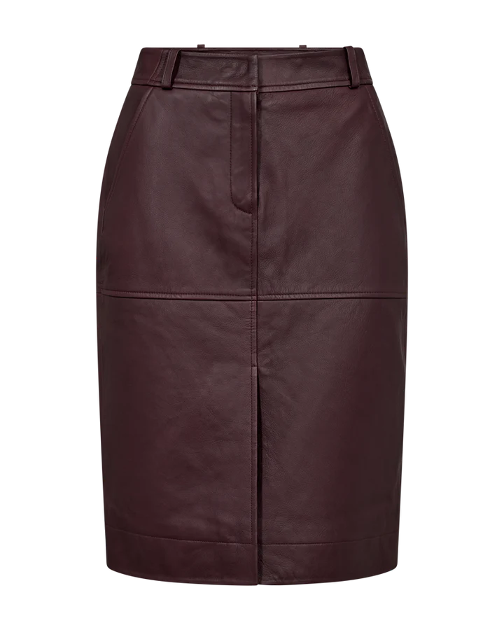 CMROYAL - LEATHER SKIRT IN RED